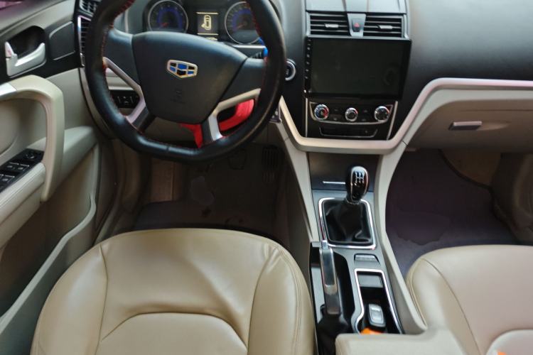 Used Geely Auto Emgrand 2014 Sedan 1.5L Manual Fashion Edition Center Console