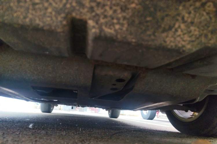 Used Geely Auto Emgrand 2014 Sedan 1.5L CVT Elite Model Chassis Front