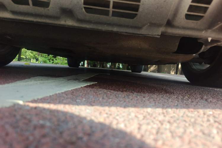 Used Geely Auto Emgrand 2014 Sedan 1.3T Manual Elite Model Chassis Front
