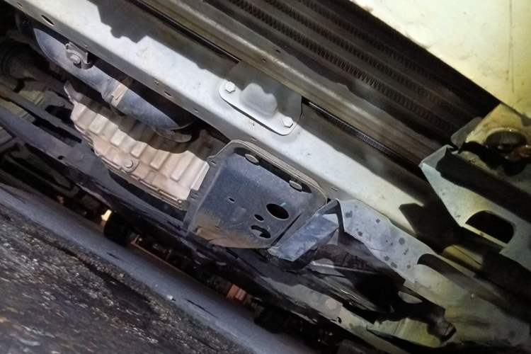 Used Geely Auto Emgrand 2014 Sedan 1.3T CVT Prestige Model Chassis Front