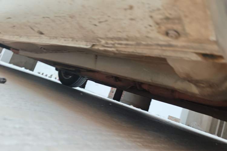 Used Geely Auto Emgrand 2014 Sedan 1.5L Manual Fashion Edition Chassis Front Right