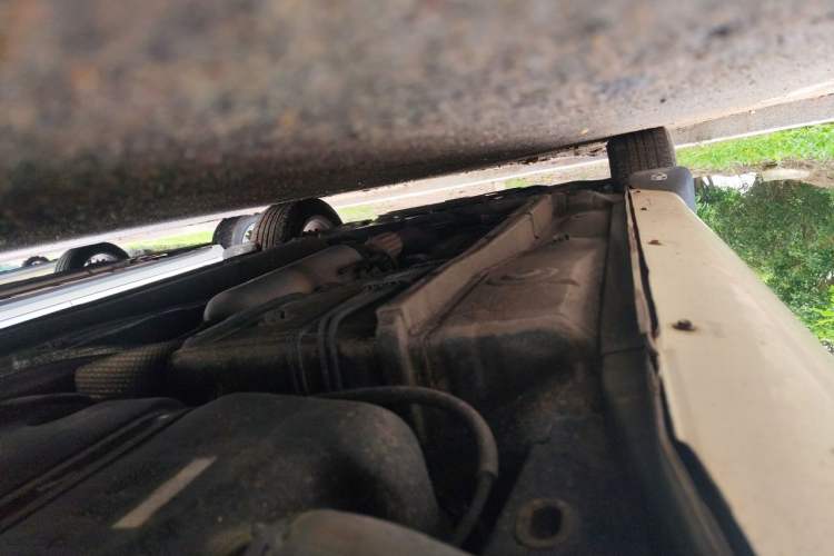 Used Geely Auto Emgrand 2014 Sedan 1.5L CVT Elite Model Chassis Rear Left