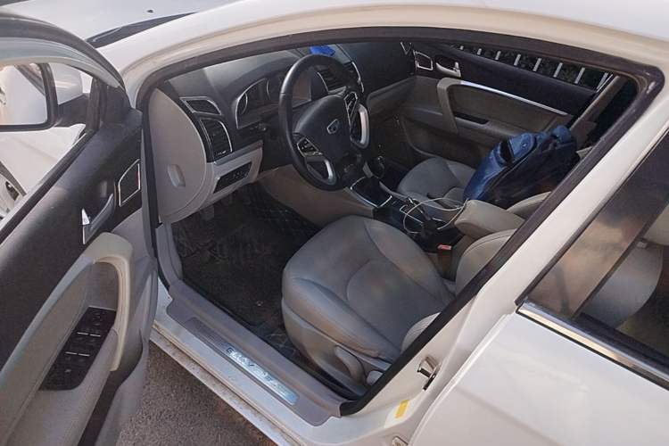 Used Geely Auto Emgrand 2014 Sedan 1.5L Manual Elite Model Driver Seat