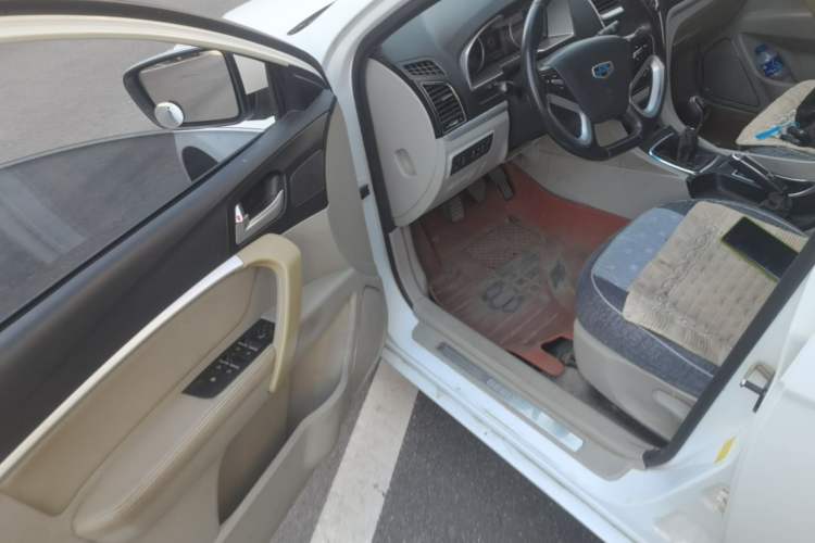 Used Geely Auto Emgrand 2014 Sedan 1.5L Manual Elite Model Driver Seat