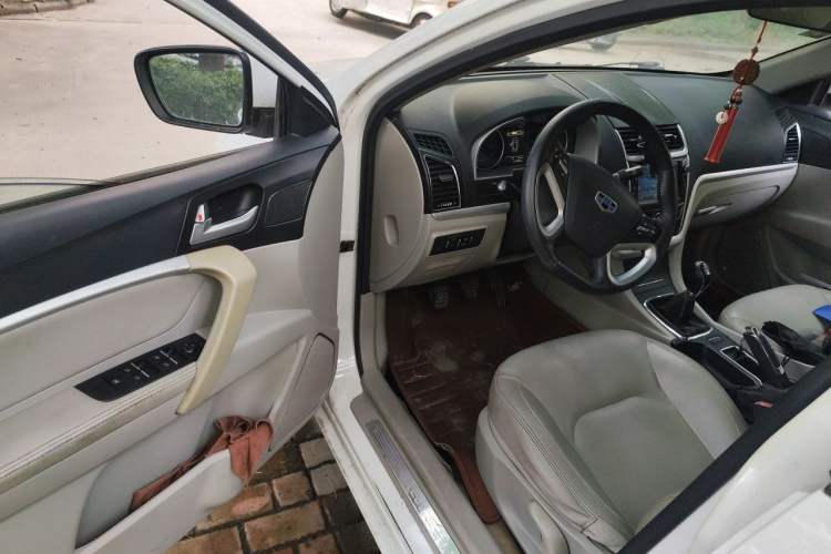 Used Geely Auto Emgrand 2014 Sedan 1.5L Manual Elite Model Driver Seat