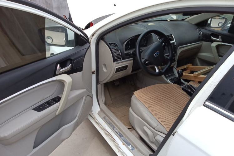 Used Geely Auto Emgrand 2014 Sedan 1.3T Manual Elite Model Driver Seat