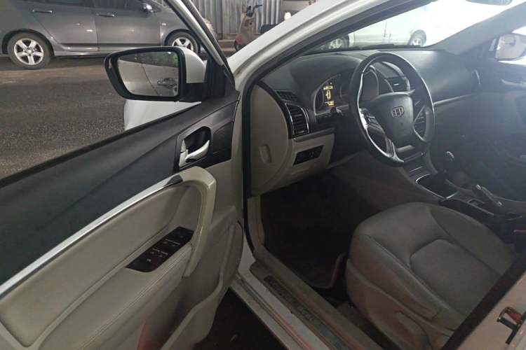 Used Geely Auto Emgrand 2014 Sedan 1.5L Manual Elite Model Driver Seat