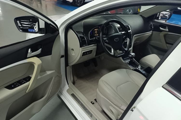 Used Geely Auto Emgrand 2014 Sedan 1.5L CVT Elite Model Driver Seat