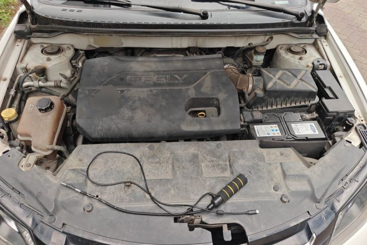 Used Geely Auto Emgrand 2014 Sedan 1.3T CVT Prestige Model Engine Bay