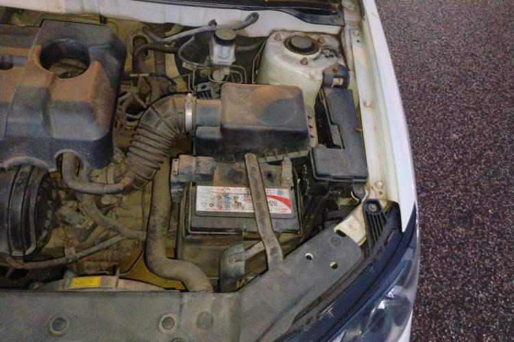 Used Geely Auto Emgrand 2014 Sedan 1.5L Manual Elite Model Engine Bay Left