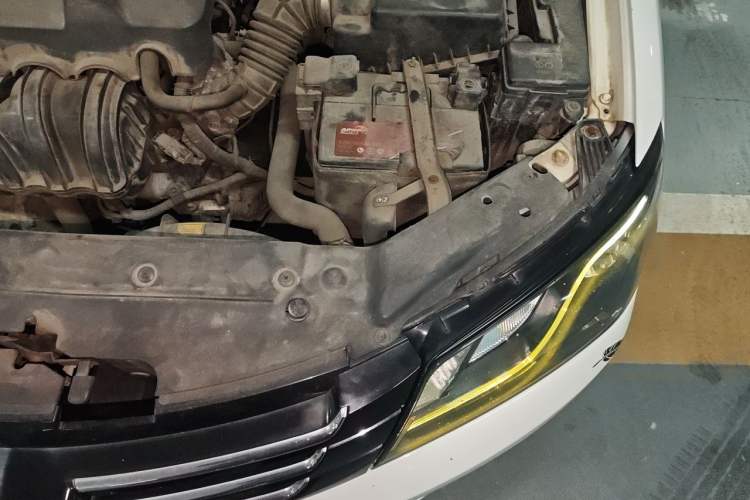 Used Geely Auto Emgrand 2014 Sedan 1.5L Manual Elite Model Engine Bay Left