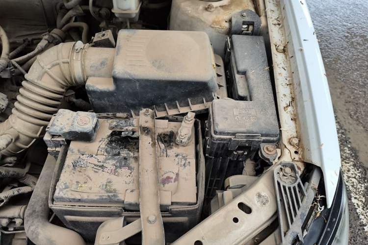 Used Geely Auto Emgrand 2014 Sedan 1.5L Manual Fashion Edition Engine Bay Left