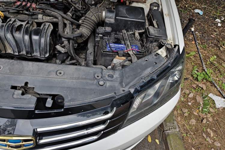 Used Geely Auto Emgrand 2014 Sedan 1.5L Manual Elite Model Engine Bay Left