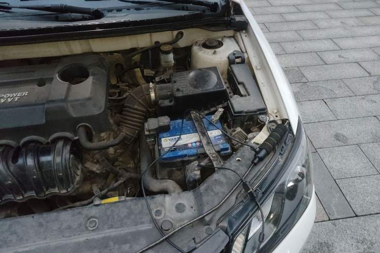 Used Geely Auto Emgrand 2014 Sedan 1.5L Manual Elite Model Engine Bay Left