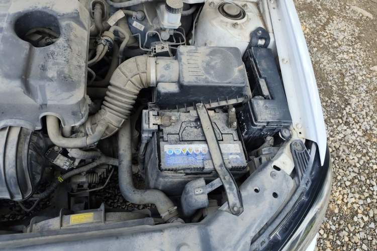 Used Geely Auto Emgrand 2014 Sedan 1.5L Manual Elite Model Engine Bay Left