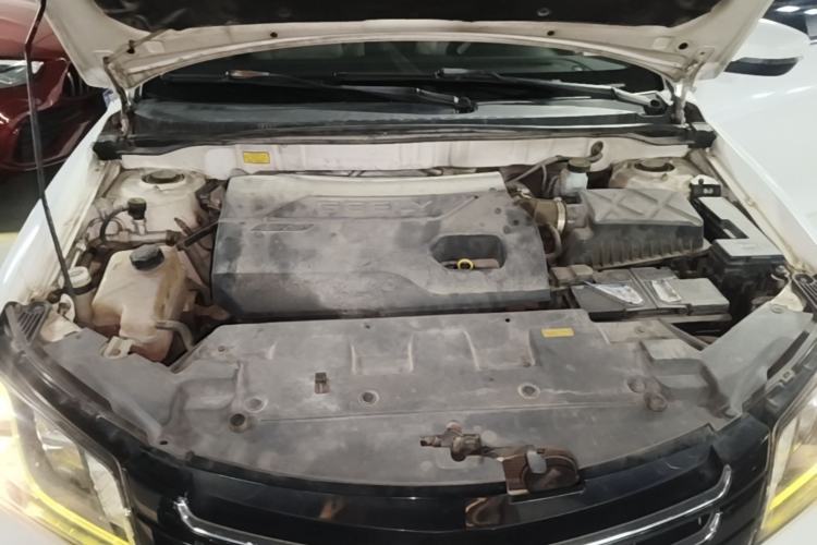 Used Geely Auto Emgrand 2014 Sedan 1.3T CVT Elite Model Engine Bay