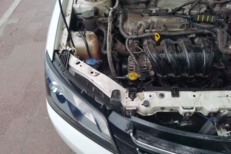Used Geely Auto Emgrand 2014 Hatchback 1.5L Manual Fashion Edition Engine Bay Right