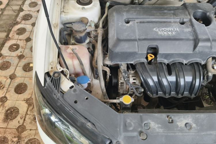 Used Geely Auto Emgrand 2014 Sedan 1.5L Manual Elite Model Engine Bay Right