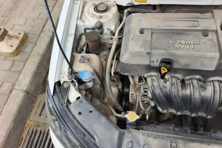 Used Geely Auto Emgrand 2014 Sedan 1.5L Manual Elite Model Engine Bay Right