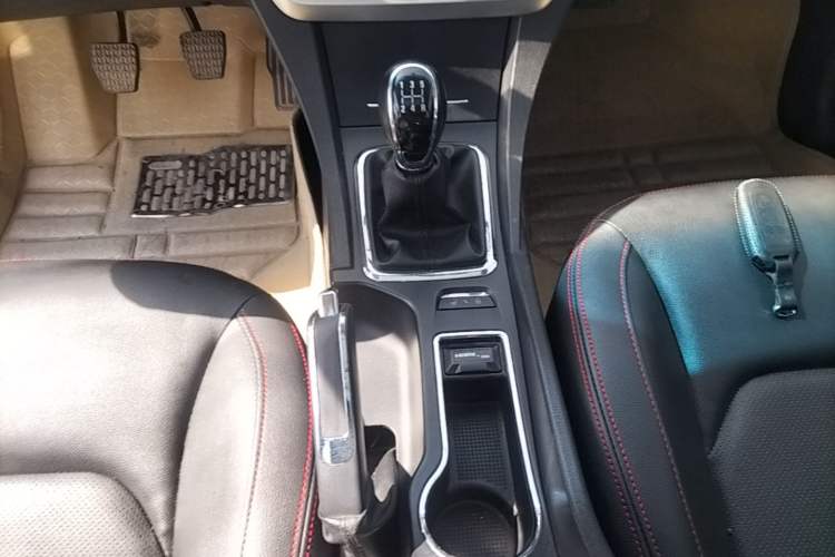 Used Geely Auto Emgrand 2014 Hatchback 1.5L Manual Elite Model Gear Lever