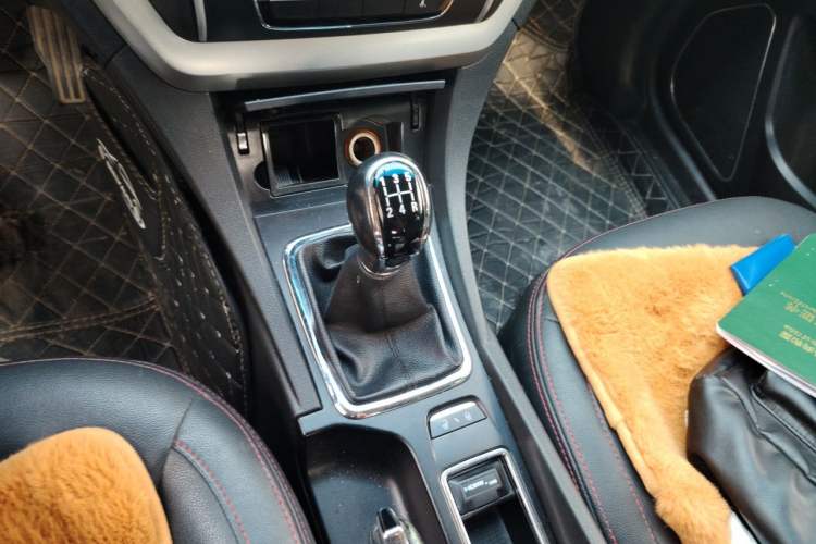 Used Geely Auto Emgrand 2014 Hatchback 1.5L Manual Elite Model Gear Lever