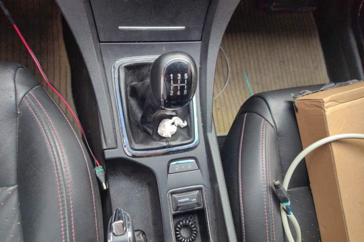 Used Geely Auto Emgrand 2014 Hatchback 1.5L Manual Elite Model Gear Lever