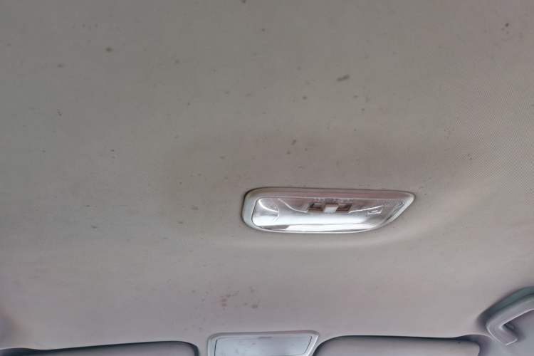 Used Geely Auto Emgrand 2014 Hatchback 1.5L Manual Fashion Edition Headliner