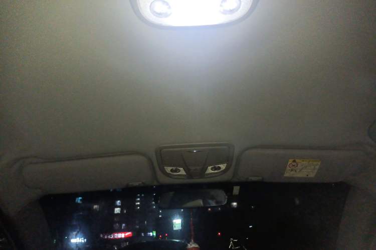 Used Geely Auto Emgrand 2014 Sedan 1.5L Manual Fashion Edition Headliner