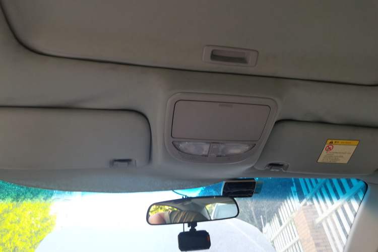 Used Geely Auto Emgrand 2014 Sedan 1.5L Manual Elite Model Headliner
