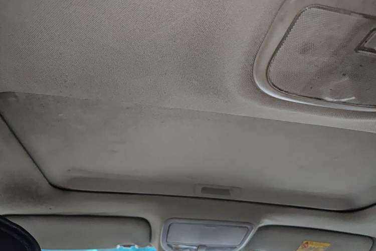Used Geely Auto Emgrand 2014 Sedan 1.5L Manual Elite Model Headliner