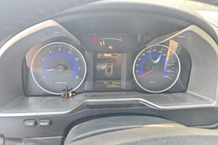 Used Geely Auto Emgrand 2014 Sedan 1.3T Manual Elite Model Instrument Cluster