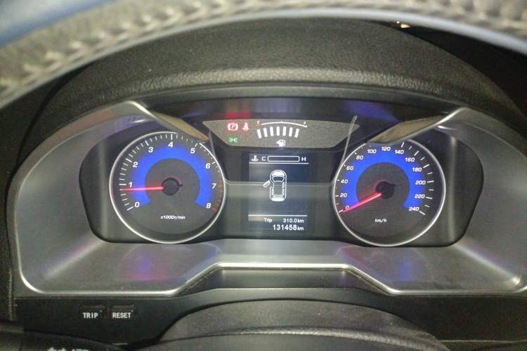 Used Geely Auto Emgrand 2014 Sedan 1.5L Manual Fashion Edition Instrument Cluster