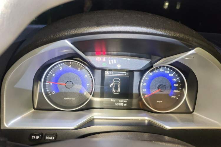 Used Geely Auto Emgrand 2014 Sedan 1.5L Manual Fashion Edition Instrument Cluster