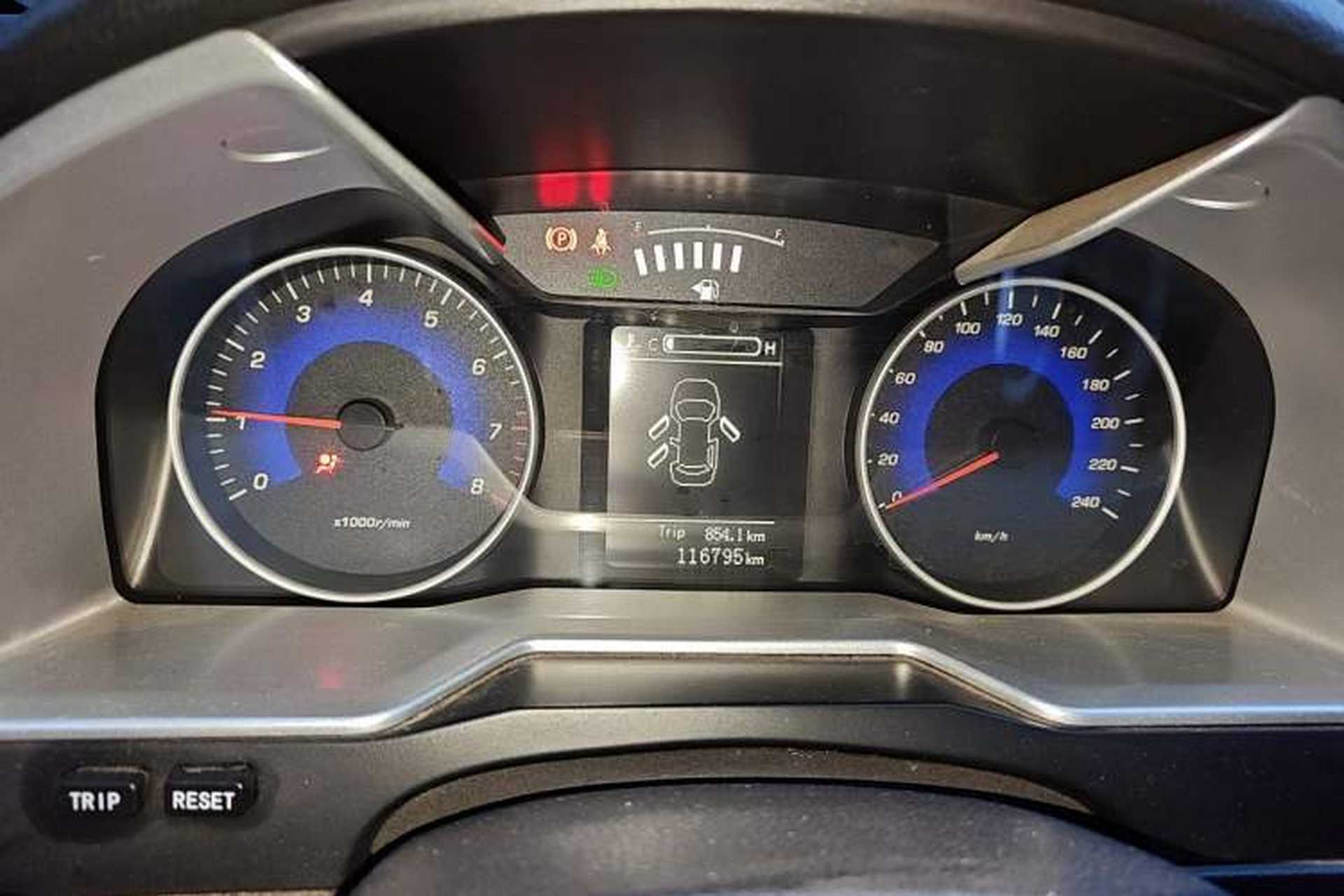 Used Geely Auto Emgrand 2014 Sedan 1.5L Manual Elite Model Instrument Cluster