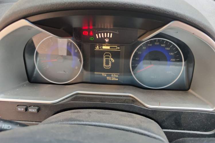 Used Geely Auto Emgrand 2014 Sedan 1.5L Manual Elite Model Instrument Cluster