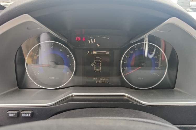 Used Geely Auto Emgrand 2014 Sedan 1.5L Manual Elite Model Instrument Cluster