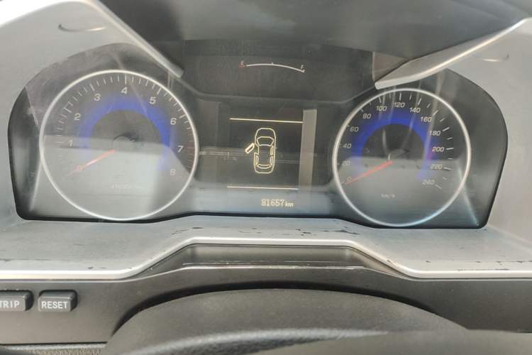 Used Geely Auto Emgrand 2014 Sedan 1.5L Manual Elite Model Instrument Cluster