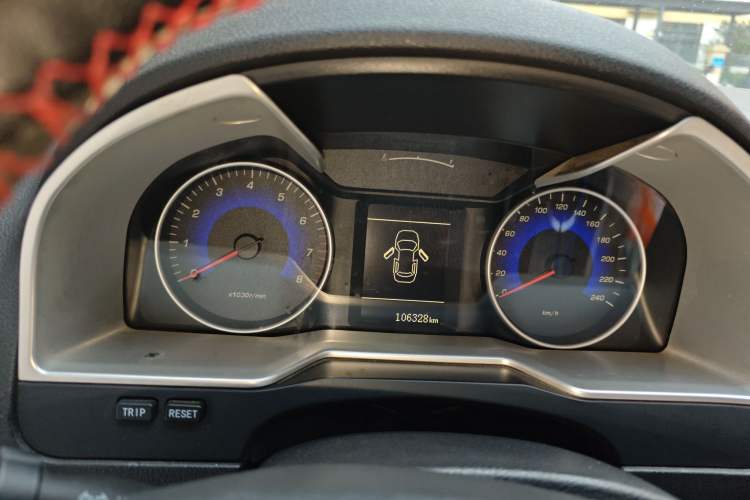 Used Geely Auto Emgrand 2014 Sedan 1.5L Manual Fashion Edition Instrument Cluster