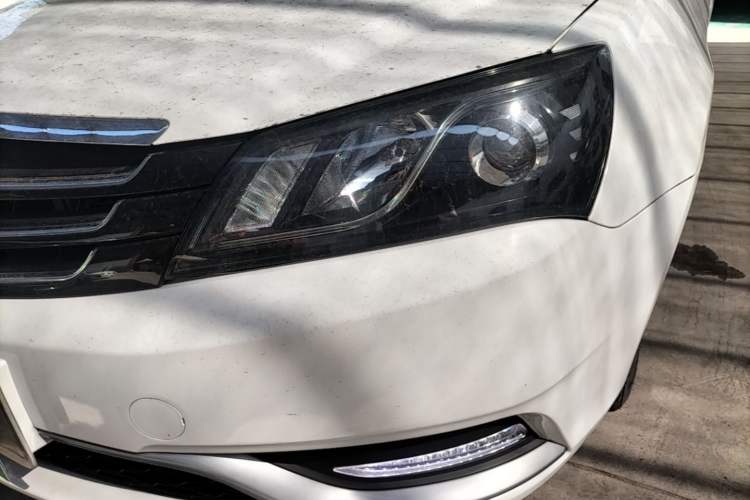 Used Geely Auto Emgrand 2014 Hatchback 1.5L Manual Elite Model Left Front Headlight
