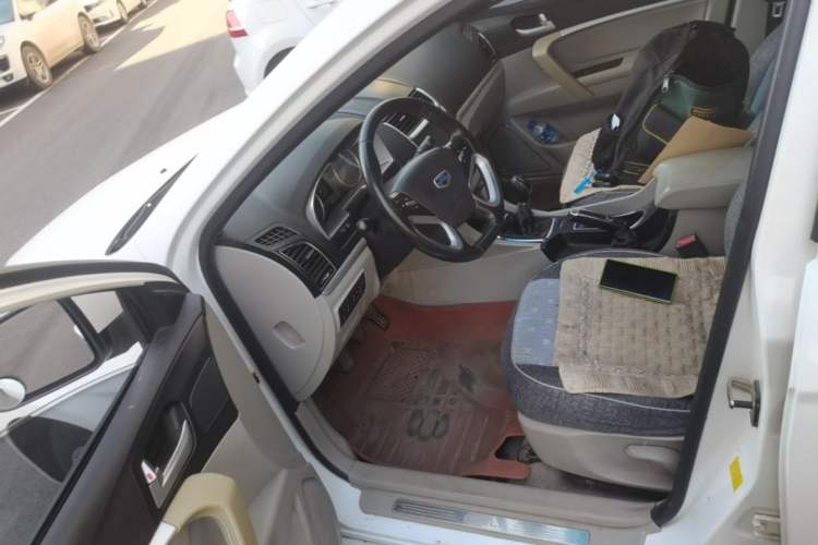 Used Geely Auto Emgrand 2014 Sedan 1.5L Manual Elite Model Left Front Seat