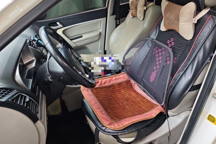 Used Geely Auto Emgrand 2014 Sedan 1.3T CVT Prestige Model Left Front Seat