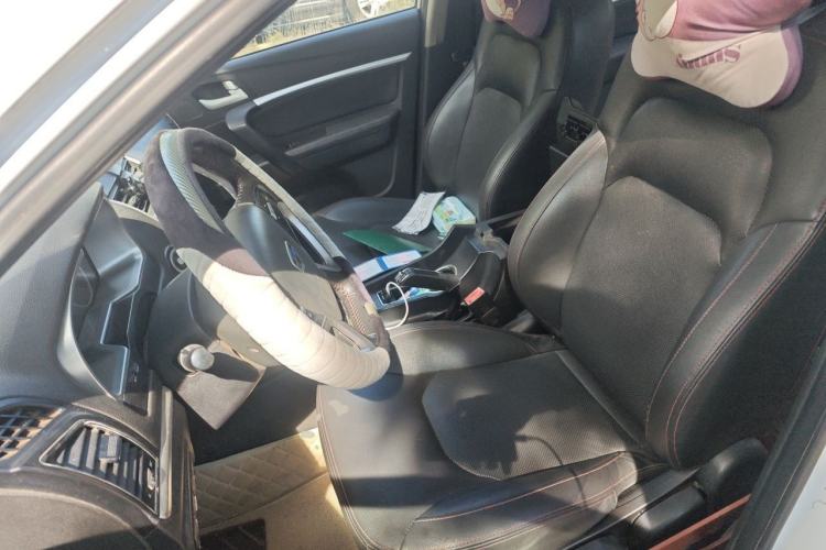 Used Geely Auto Emgrand 2014 Sedan 1.5L Manual Elite Model Left Front Seat