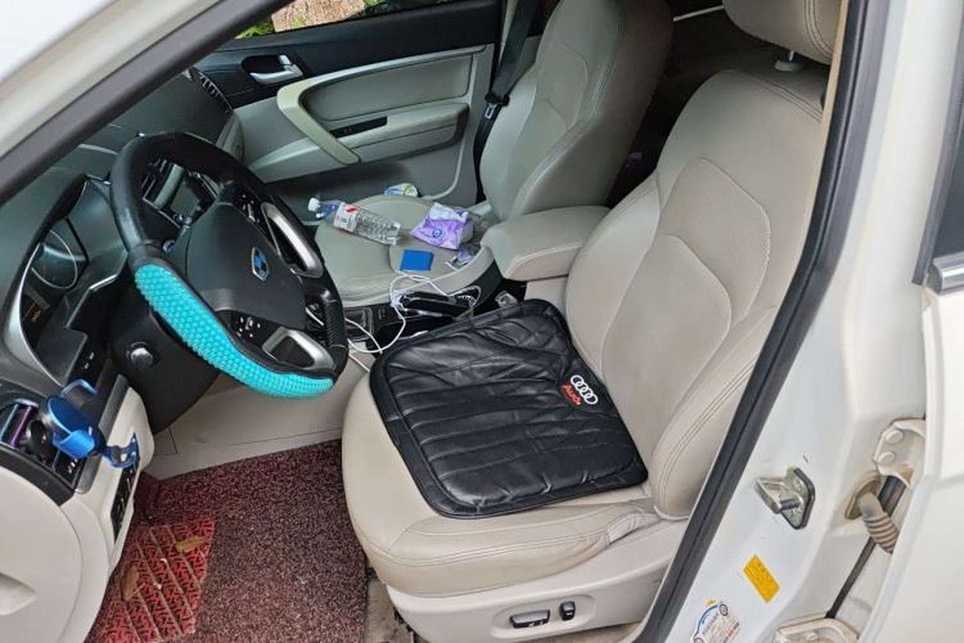 Used Geely Auto Emgrand 2014 Sedan 1.3T CVT Prestige Model Left Front Seat