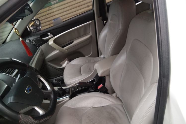 Used Geely Auto Emgrand 2014 Sedan 1.5L Manual Fashion Edition Left Front Seat