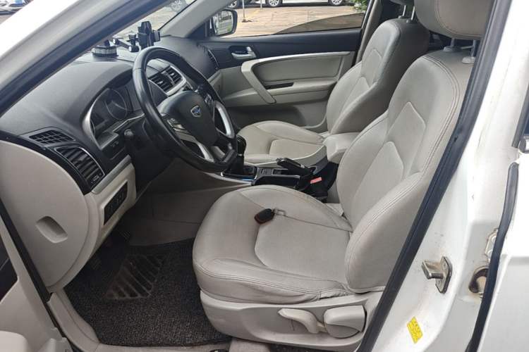Used Geely Auto Emgrand 2014 Sedan 1.5L Manual Elite Model Left Front Seat