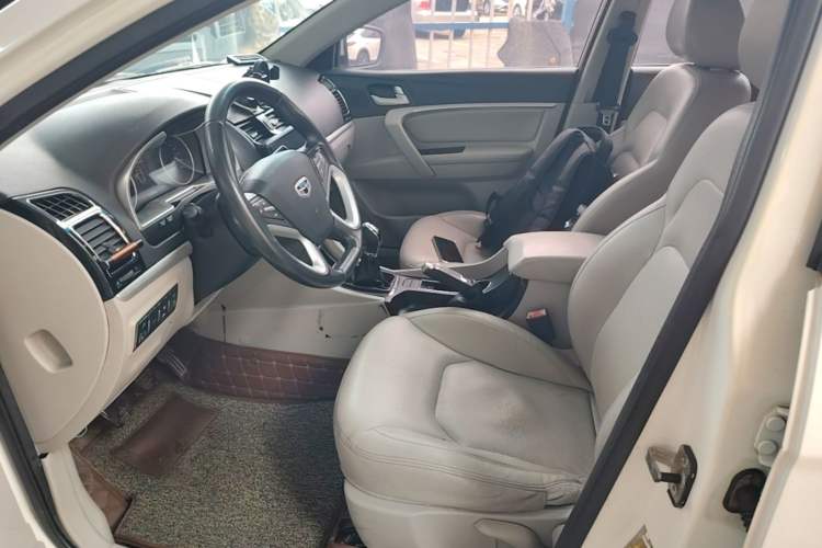 Used Geely Auto Emgrand 2014 Sedan 1.5L Manual Elite Model Left Front Seat