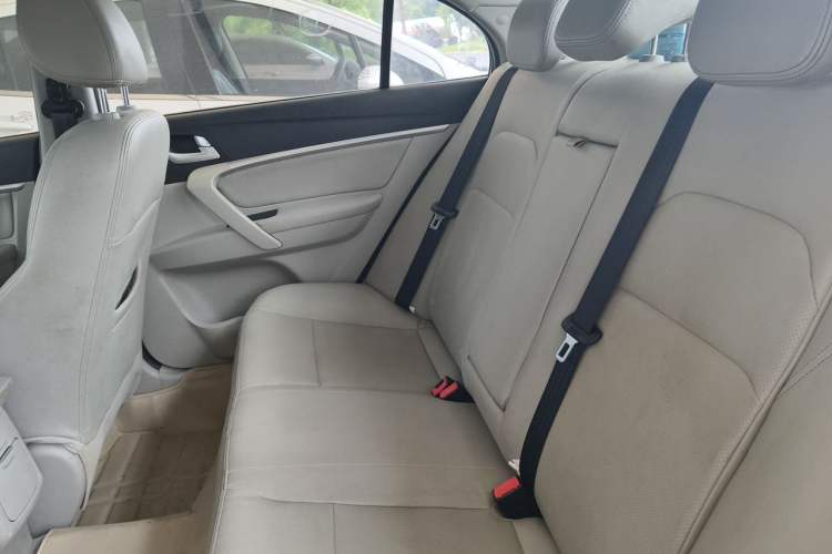 Used Geely Auto Emgrand 2014 Sedan 1.5L Manual Elite Model Left Rear Seat