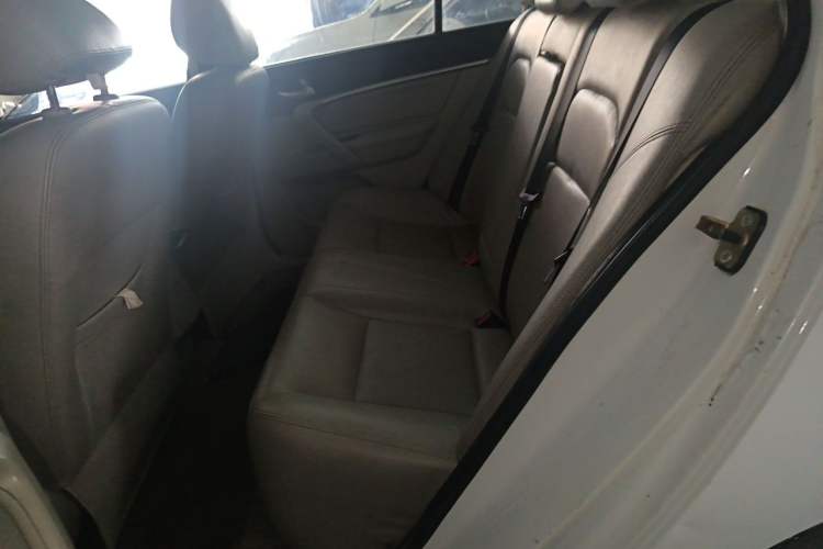 Used Geely Auto Emgrand 2014 Sedan 1.5L Manual Elite Model Left Rear Seat