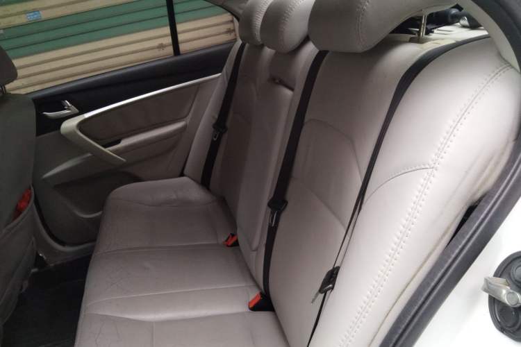 Used Geely Auto Emgrand 2014 Sedan 1.5L Manual Fashion Edition Left Rear Seat