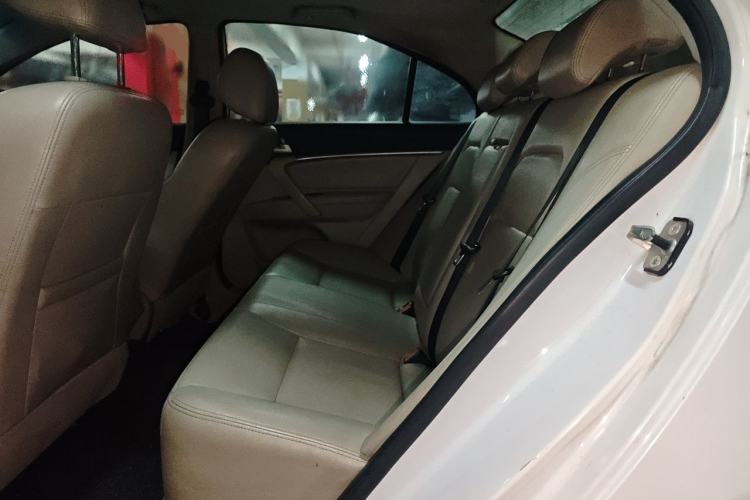 Used Geely Auto Emgrand 2014 Sedan 1.5L Manual Elite Model Left Rear Seat